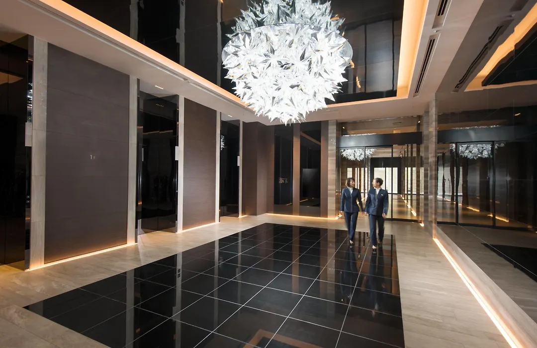Conrad Osaka-1